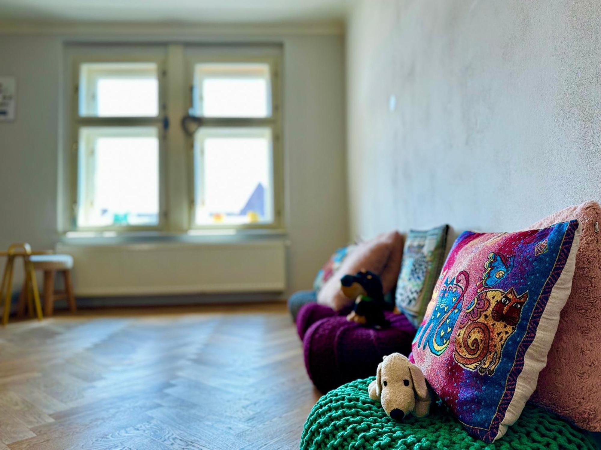 Knk Vibrant Central Spacious Hideaway Appartement Hradec Králové Buitenkant foto